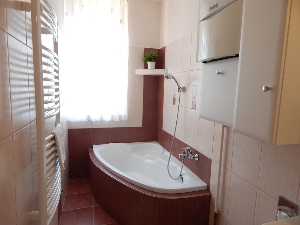 Boros Apartman Kőszeg Eksteriør billede